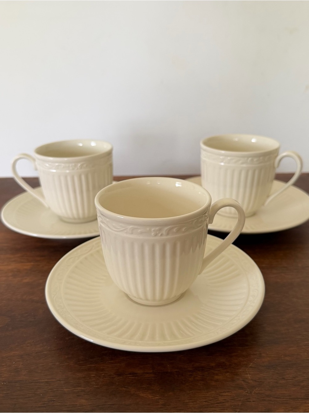 Mikasa Italian Countryside Stoneware Set of 3 Cups and Saucers Ribbed EXC